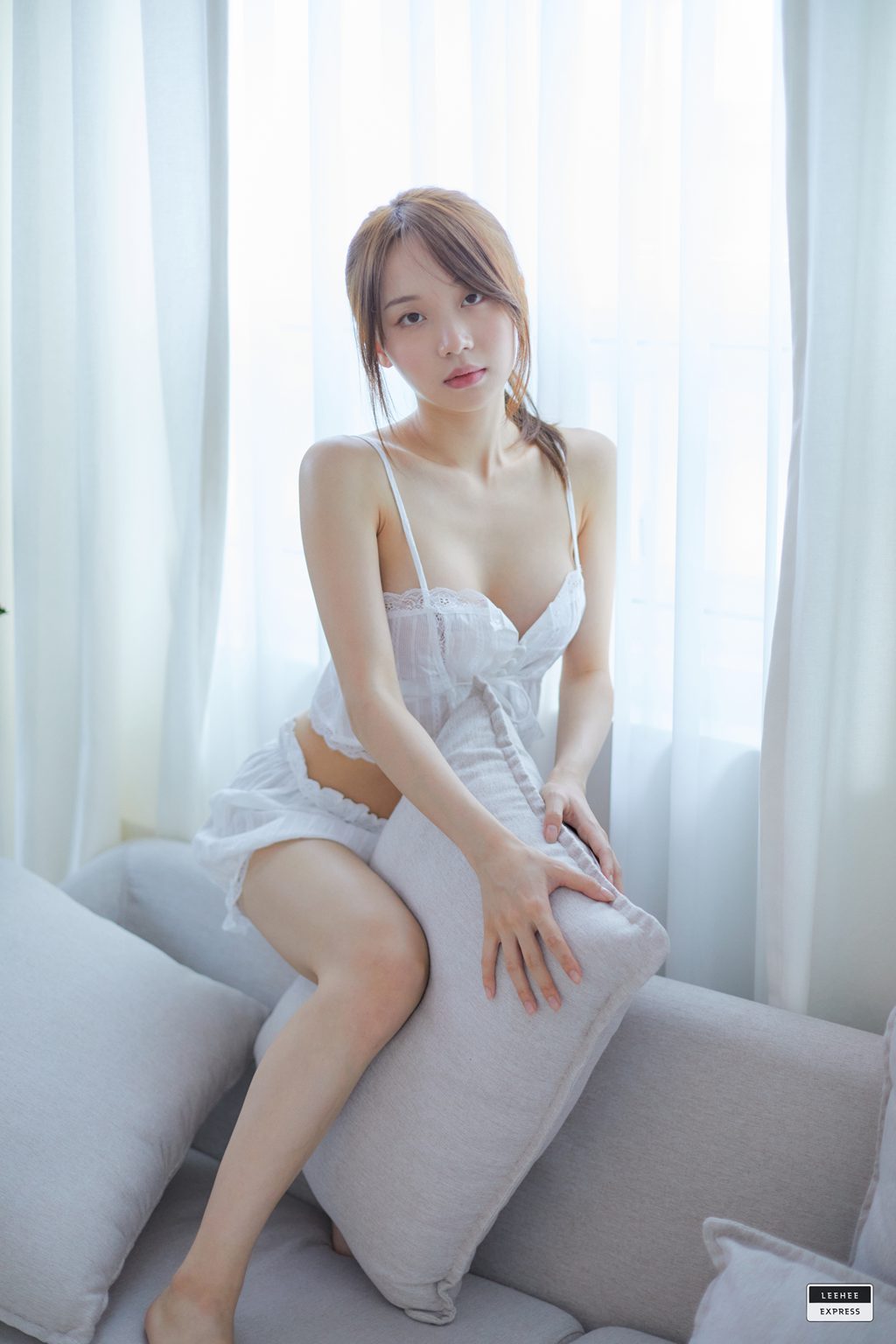 韩模写真@[LeeheeExpress]032 LEBE-043B S.O[48P／414MB] 其它写真-第1张