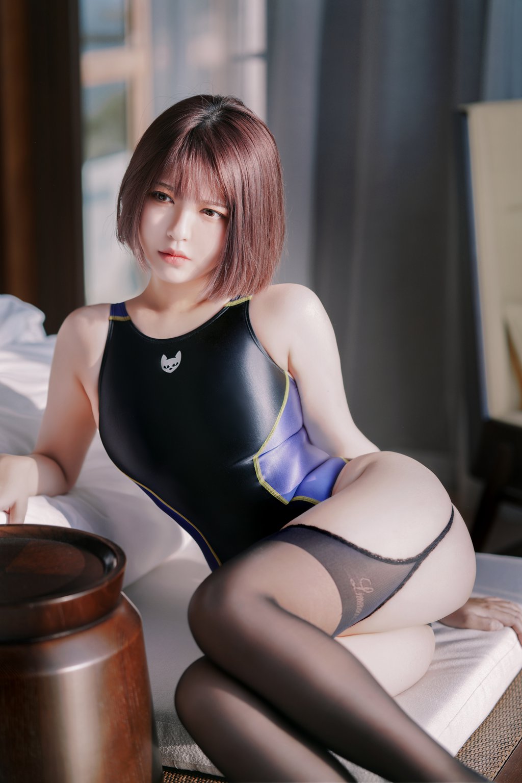 微博人气Coser@半半子 競泳水着を着た彼女 [45P-79MB] 网红写真-第1张