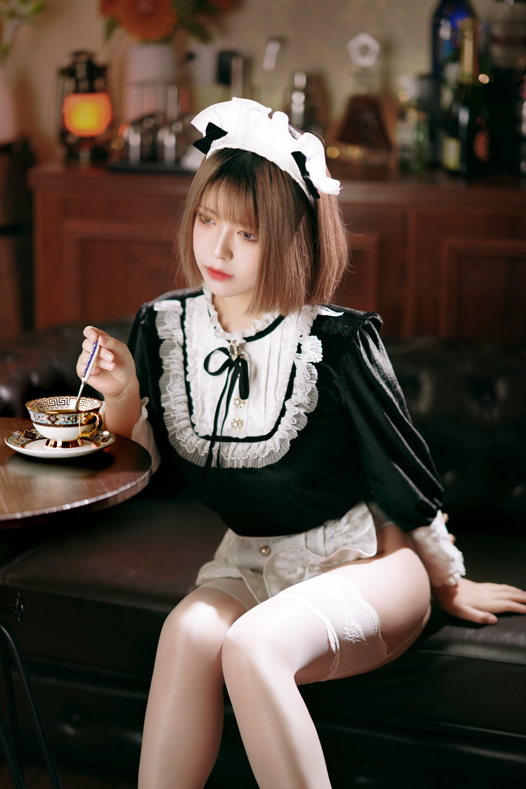 微博人气Coser@半半子 来一份下午茶吧 [77P2V-173MB] 网红写真-第1张