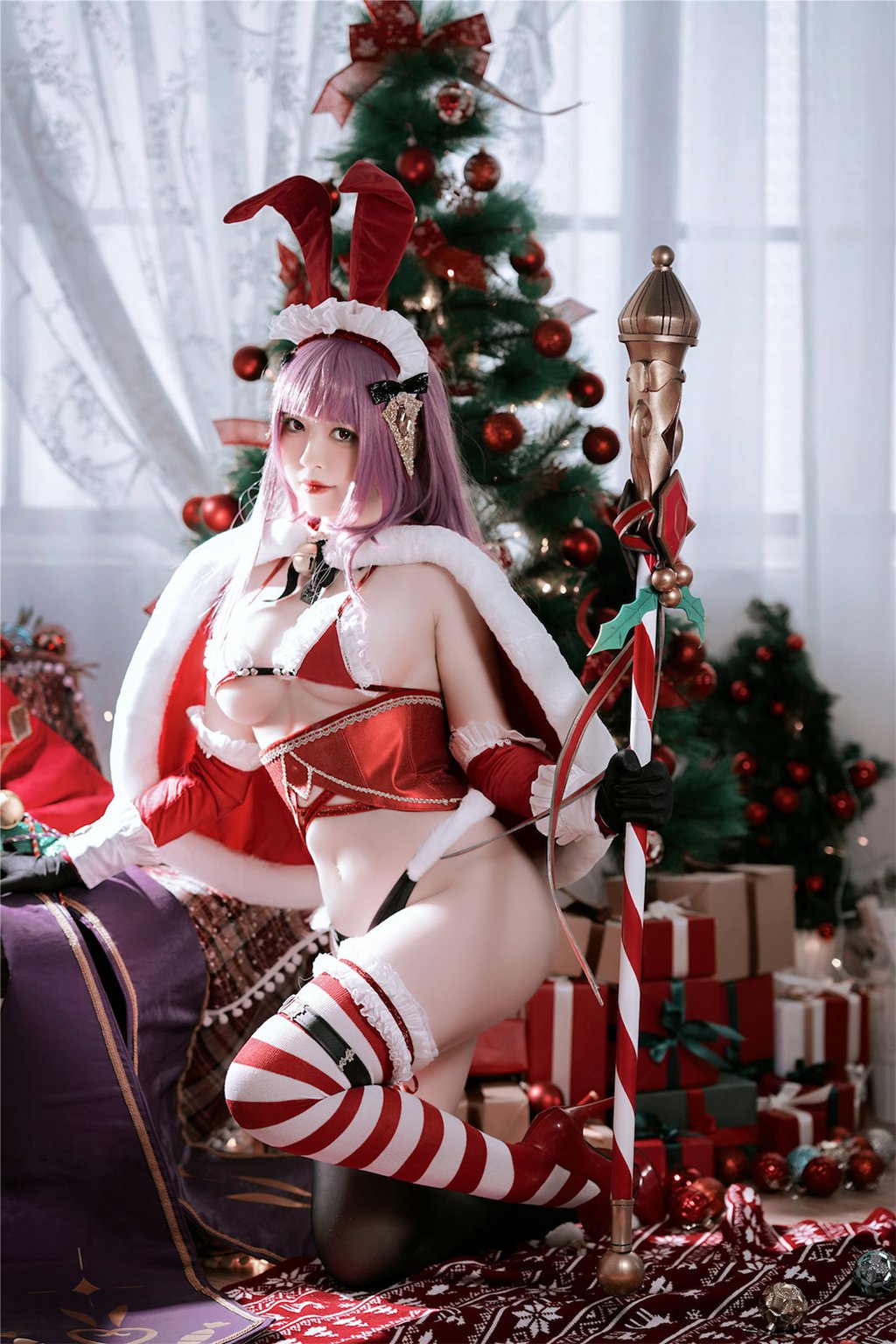 微博人气Coser@半半子 兔子圣诞节 Christmas Bunny Aike[41P-67M] 网红写真-第1张