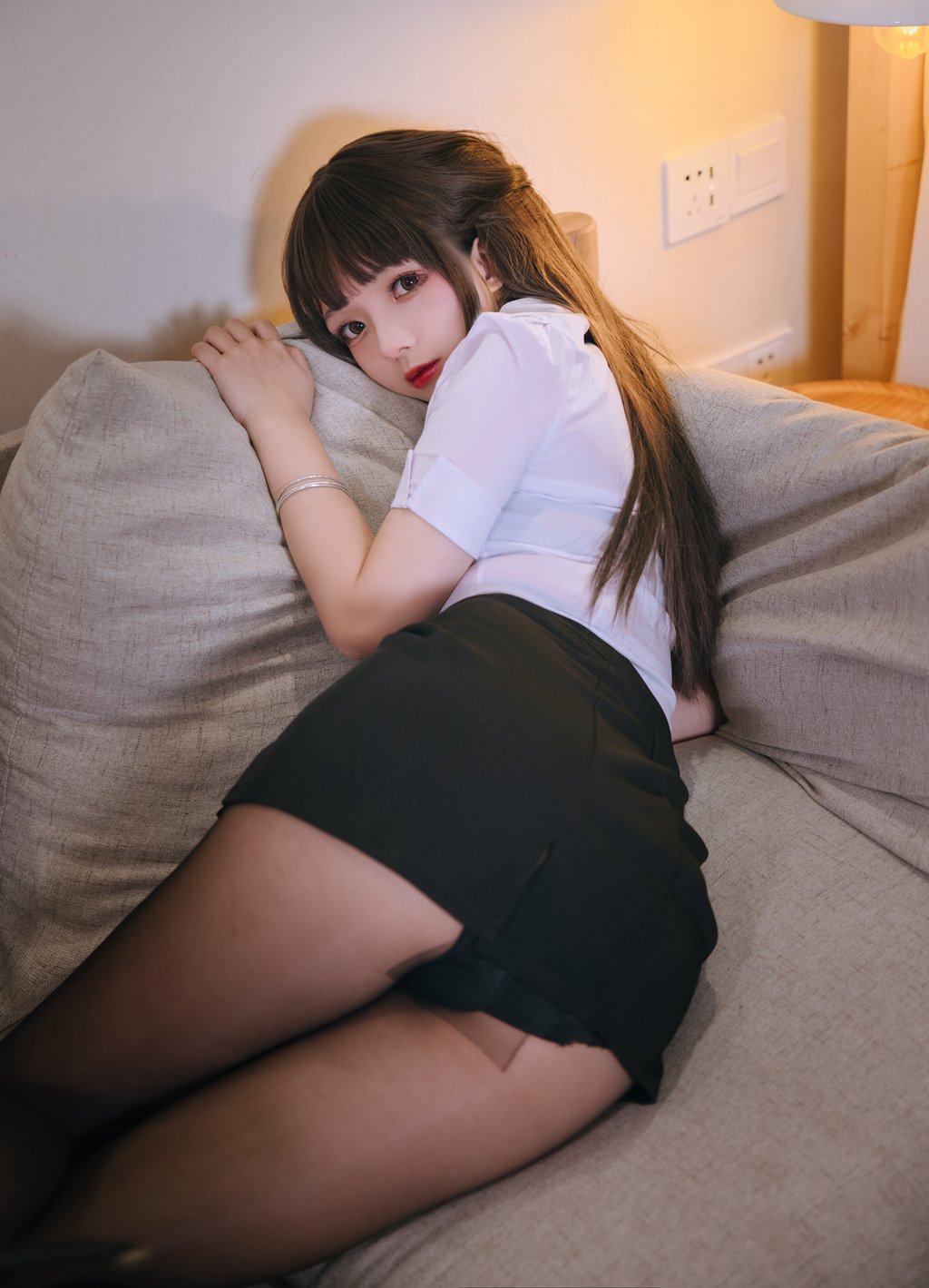 人气动漫博主@日奈娇 醉酒OL [110P/1.26G] 网红写真-第4张