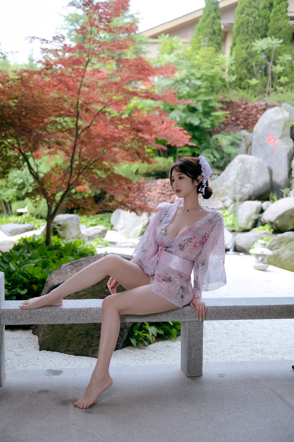 网紅Coser@雯妹不讲道理 和风庭院[68P-3V-606M] 网红写真-第4张