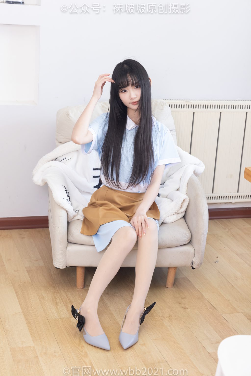 [BoBoSocks袜啵啵] NO.521 甜甜圈-制服、高跟鞋、薄肉丝（脚尖加固款）、裸足（花絮版）[145P/1V/6.21G] 年费专享-第4张