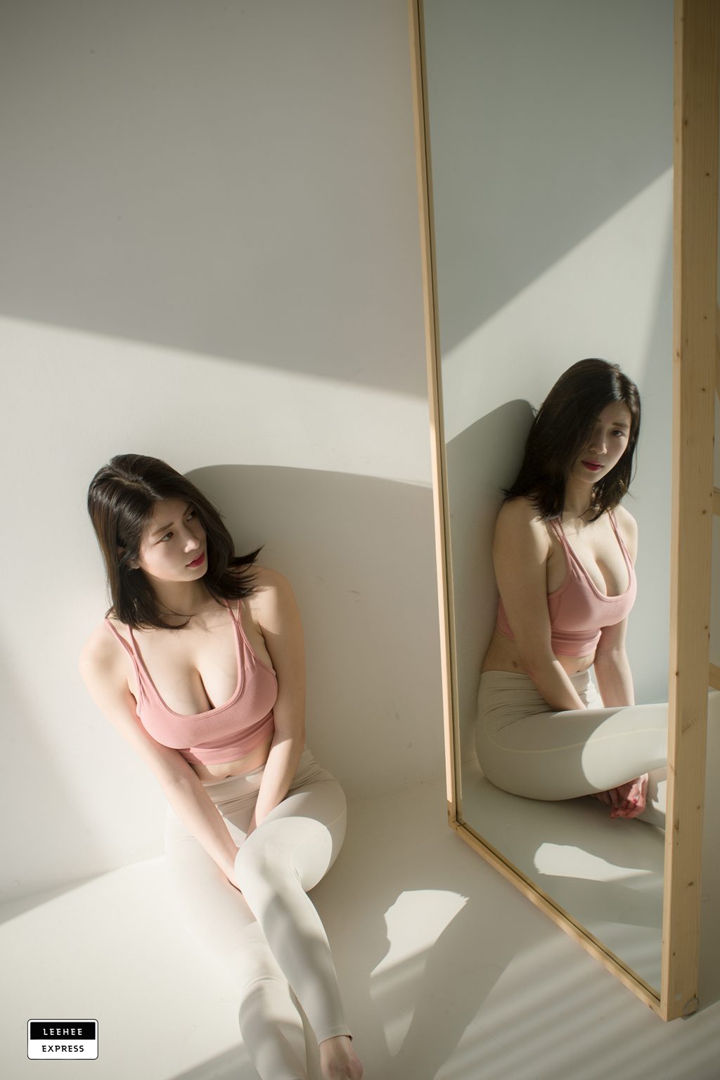 韩模写真@Min.E (민이) – NO.010 [LEEHEE EXPRESS] LEND-002[44P-360.47MB] 其它写真-第3张