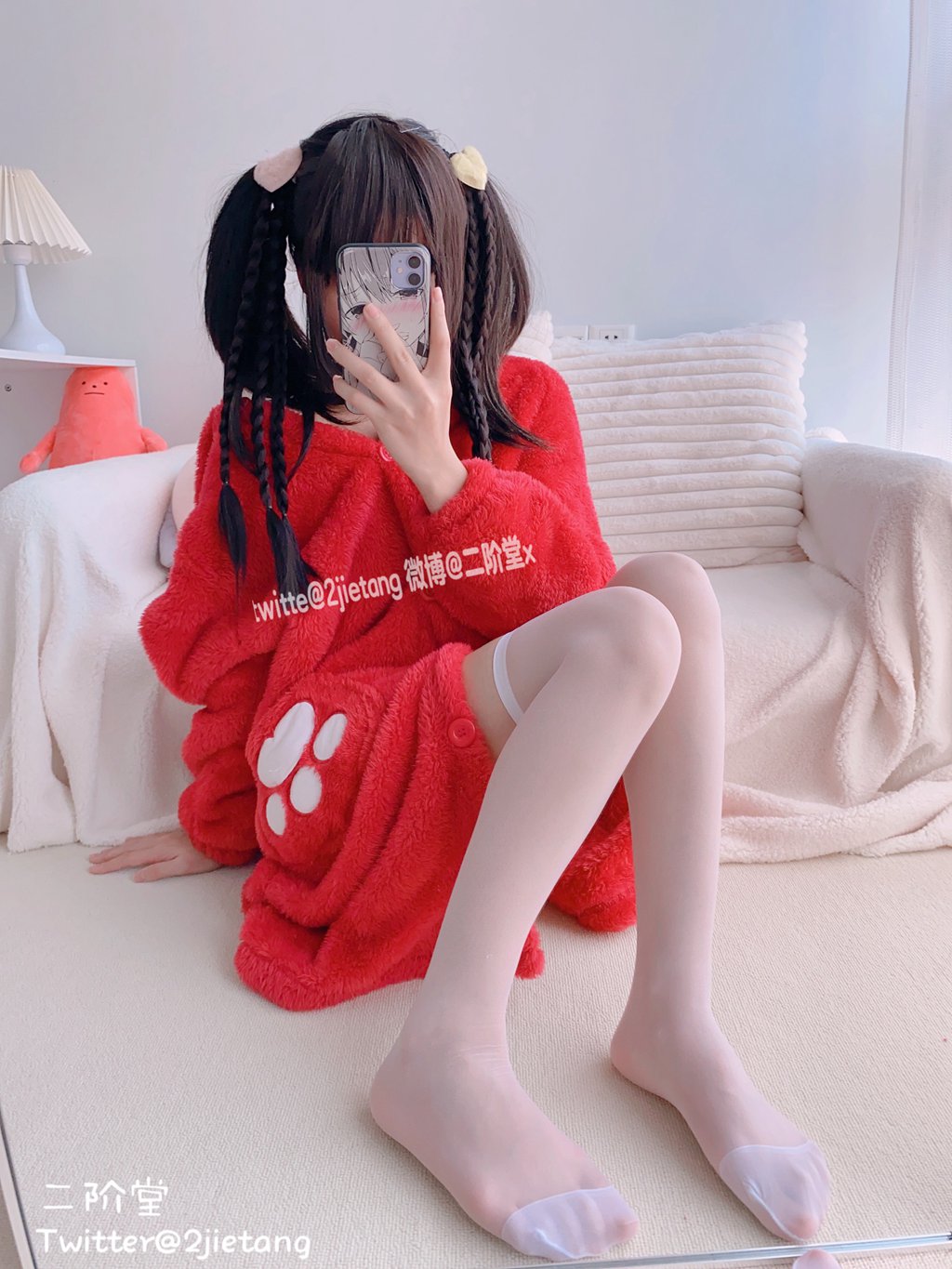 网紅Coser@二阶堂 (宅绘子)  红色熊衣[134P-1V-208M] 网红写真-第3张