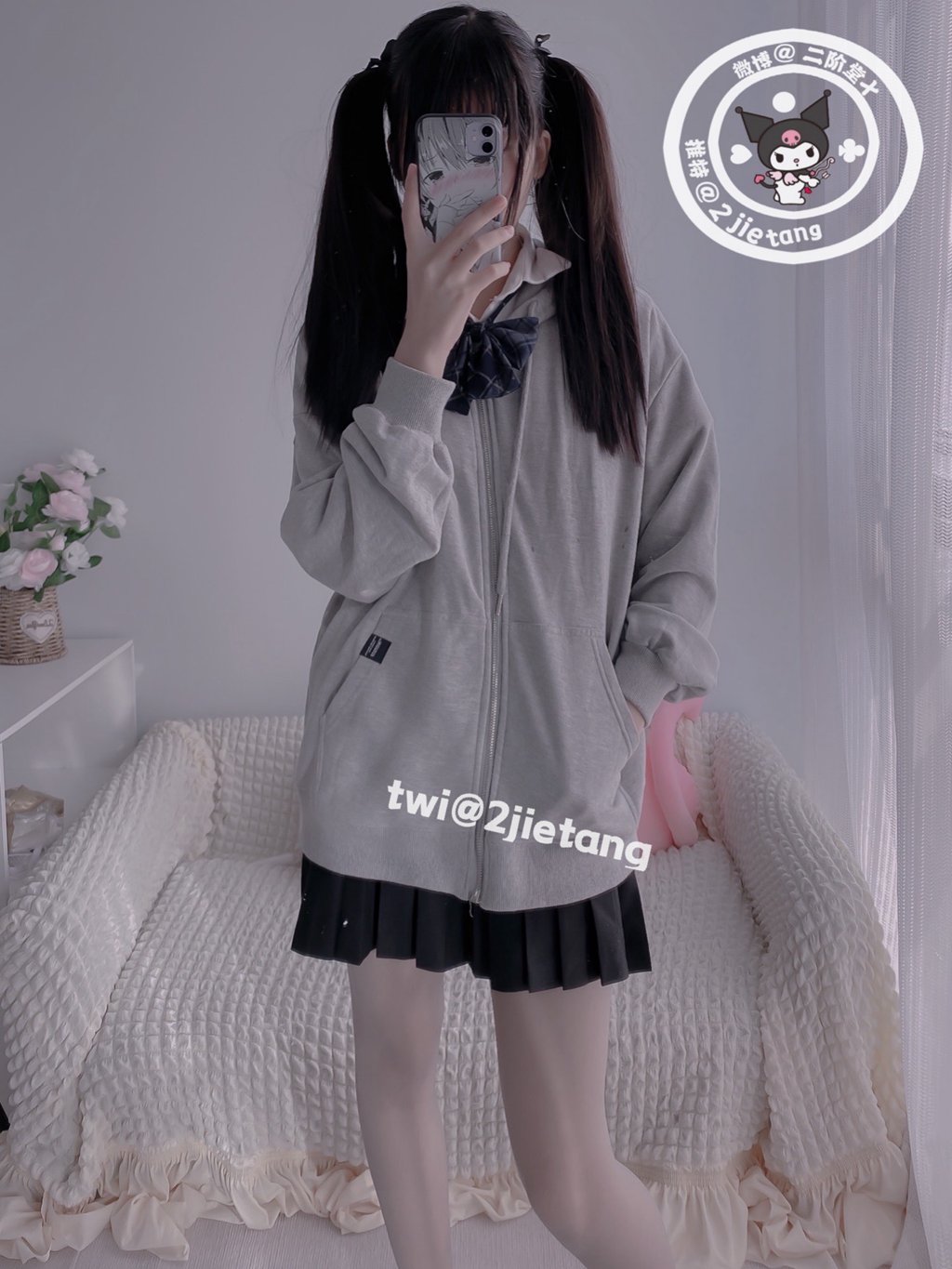 网紅Coser@二阶堂 (宅绘子) 灰色外套[105P-45.8M] 网红写真-第3张