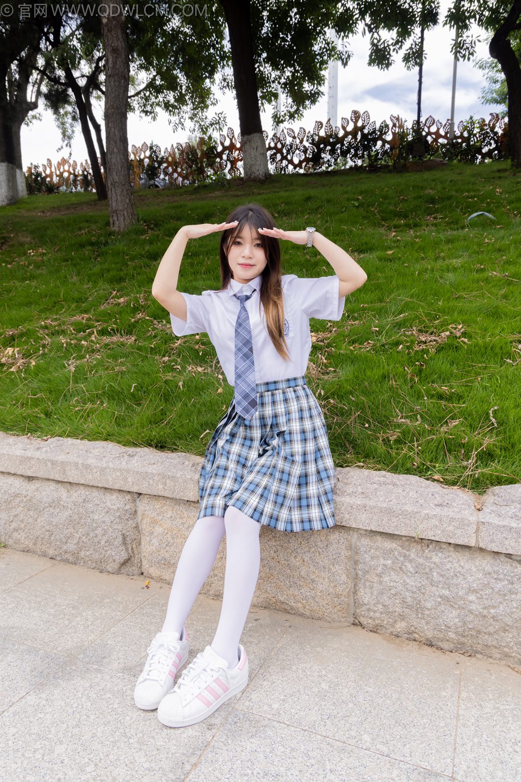 勿恋传媒 NO.2242 闪闪 日落大道 [155P/1V/7.73G] 其它写真-第2张