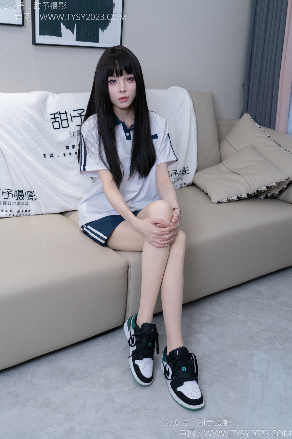 [甜予摄影] NO.176 珞珞-板鞋、薄肉丝（脚尖加固）（完整版）[134P/2V/9.98G] 年费专享-第3张