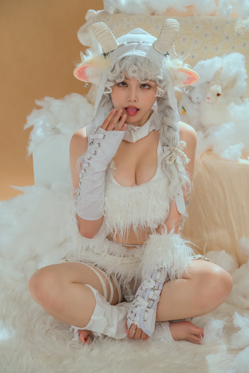 网紅Coser@七月喵子-幻想兽娘集-日食本-伊卡[22P-227M] 网红写真-第2张