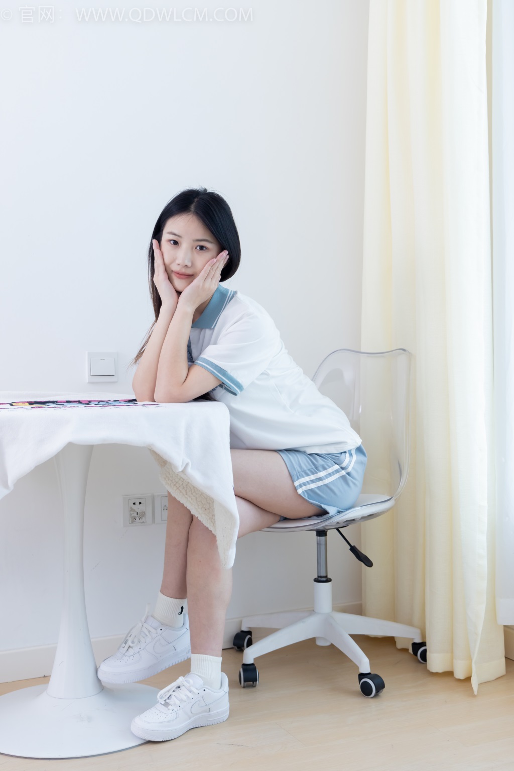 勿恋传媒 NO.2227 铃铛 镜花水月 [150P/1V/3.36G] 其它写真-第2张