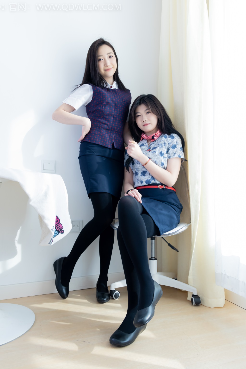 勿恋传媒 NO.2232 恬恬&樱桃 恋爱告急 [150P/1V/4.71G] 其它写真-第2张