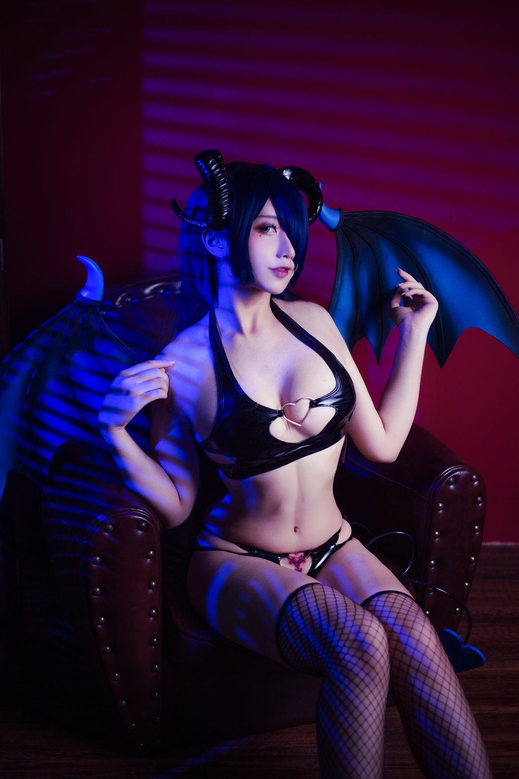 知名动漫博主@九曲Jean 魅魔 [40P-247MB] 网红写真-第2张