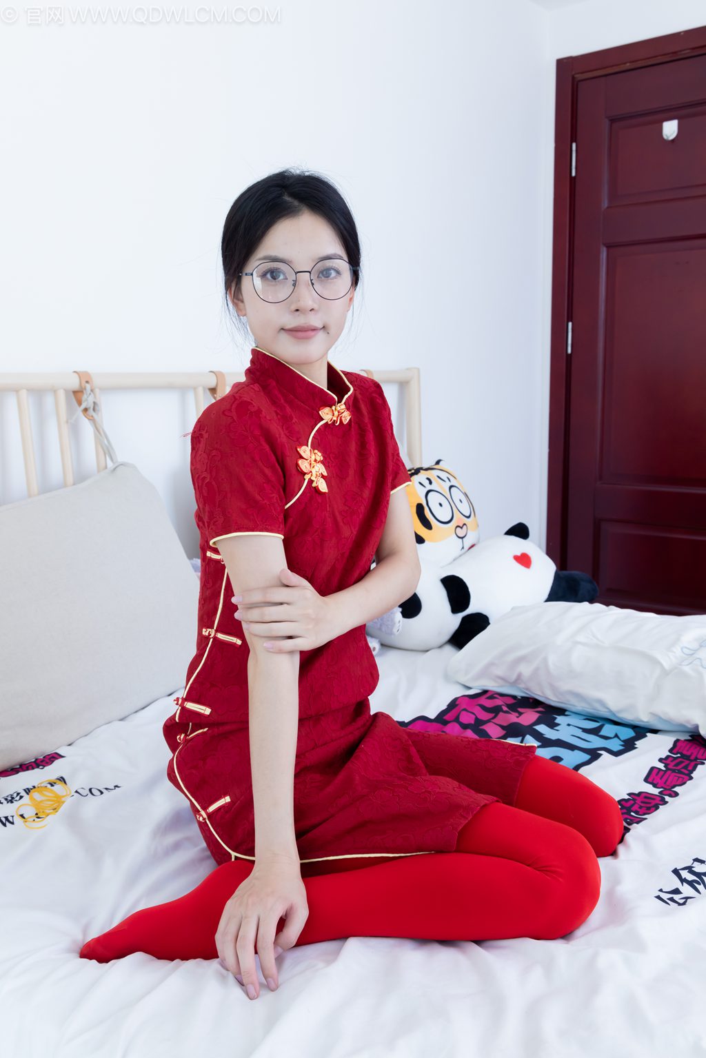 勿恋传媒 NO.2236 茯苓 梦的光点 [160P/1V/4.05G] 其它写真-第1张