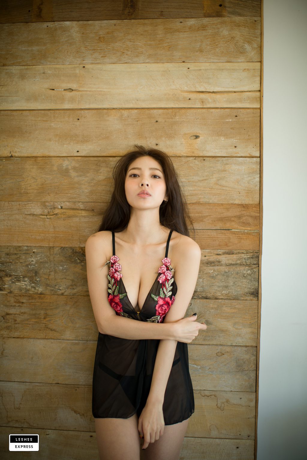 韩模写真@[LeeheeExpress]120 LERB-020B – G.su[34P／312MB] 其它写真-第1张