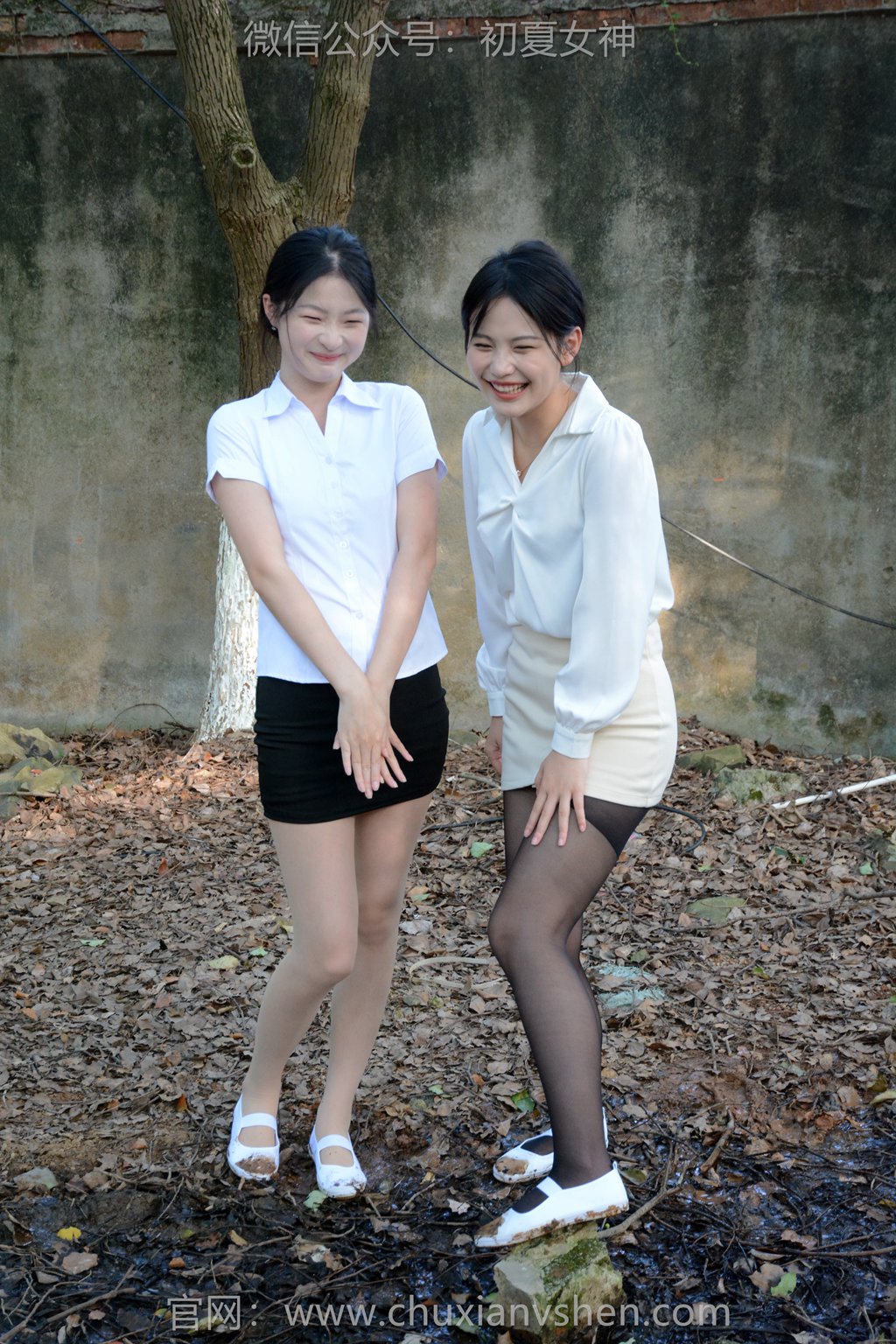 [初夏女神] NO.285 安妮&幺幺~【冲突出击】为什么要跟我穿一样的款式 [140P/1V/5.94G] 其它写真-第1张