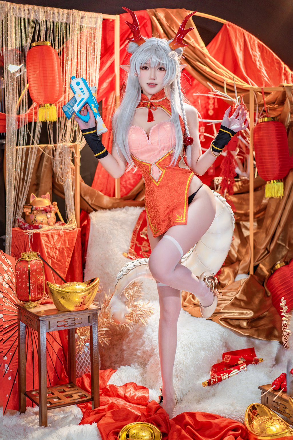 动漫博主@阿包也是兔娘 新春贺图 龙妹[44P-1V-783.2M] 网红写真-第1张