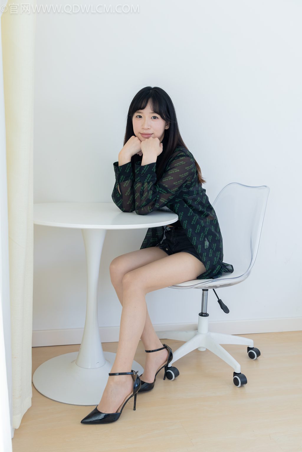 勿恋传媒 NO.2282 小左-明媚的阳光 [150P/1V/3.53G] 其它写真-第1张