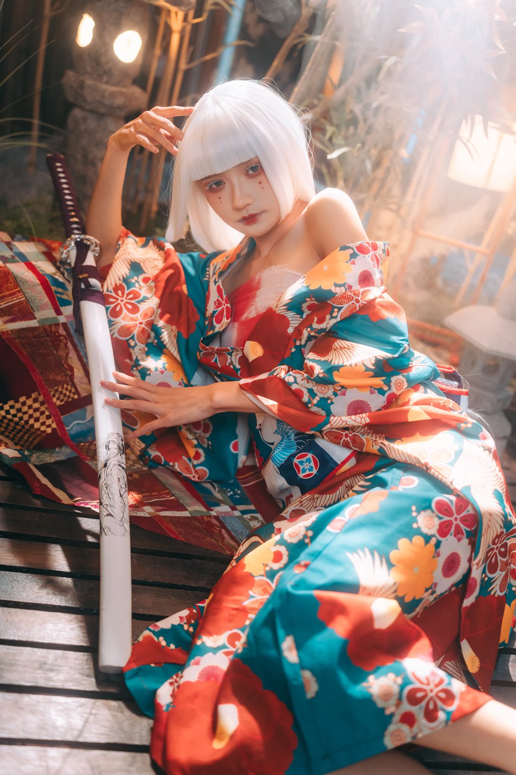 人气Coser@兔子Zzz不吃胡萝卜  枫与刀[38P-208.1M] 网红写真-第4张