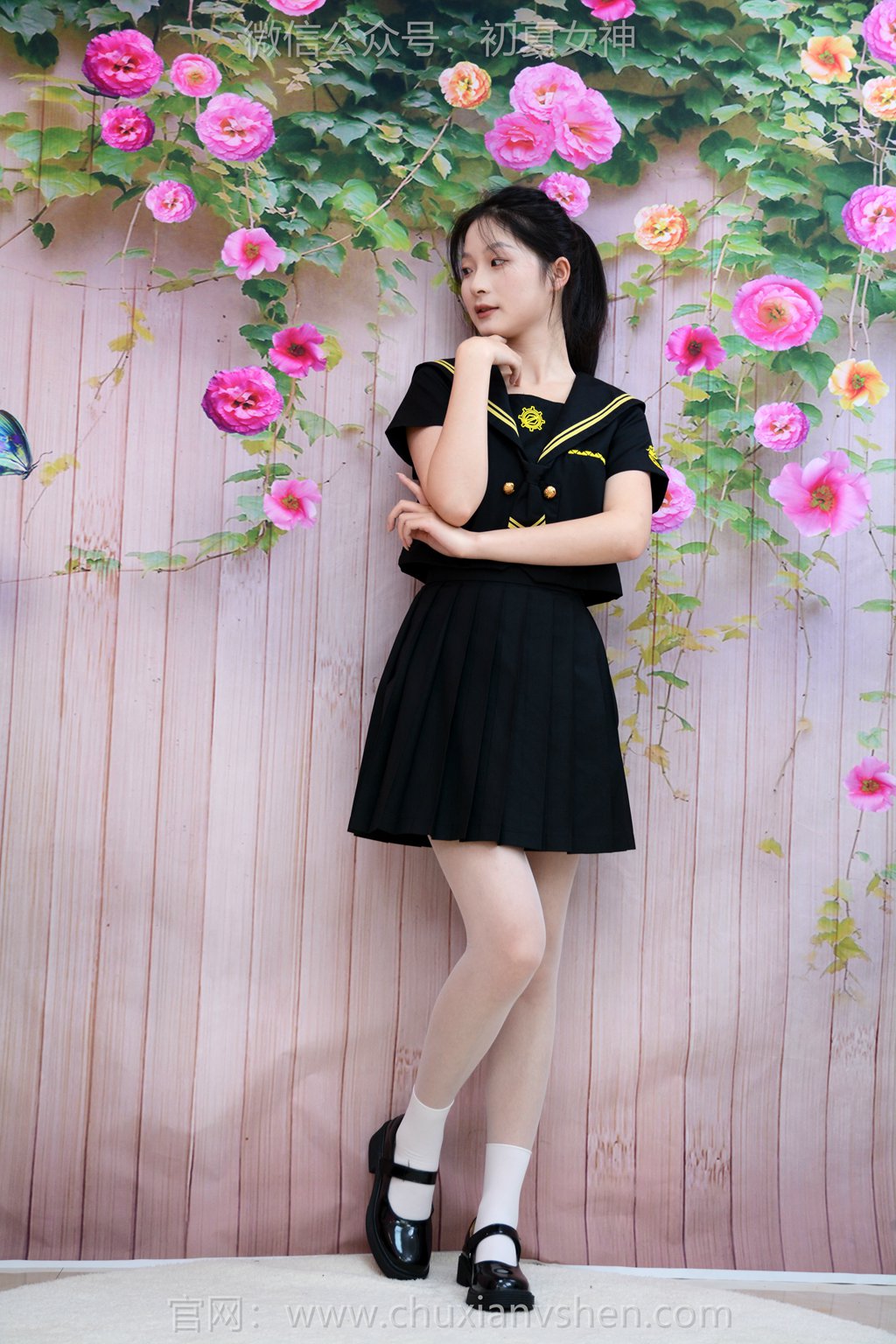 [初夏女神] NO.293 安妮~【小鹿乱撞】文静的外表下还藏匿着澎湃的心情 [100P/1V/3.92G] 其它写真-第4张