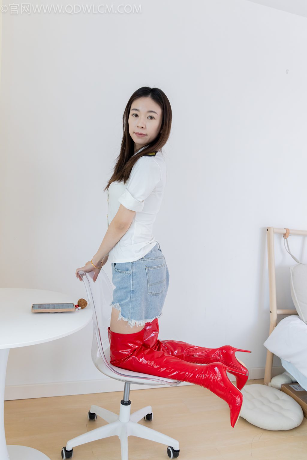 勿恋传媒 NO.2309 婷婷-暴雨将至 [173P/1V/4.88G] 其它写真-第4张