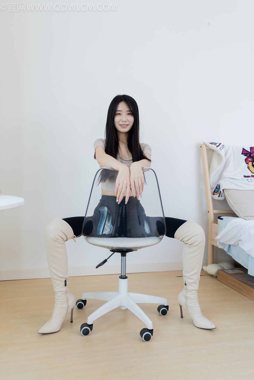 勿恋传媒 NO.2305 菜菜-书页慢慢泛黄 [172P/1V/4.44G] 其它写真-第3张