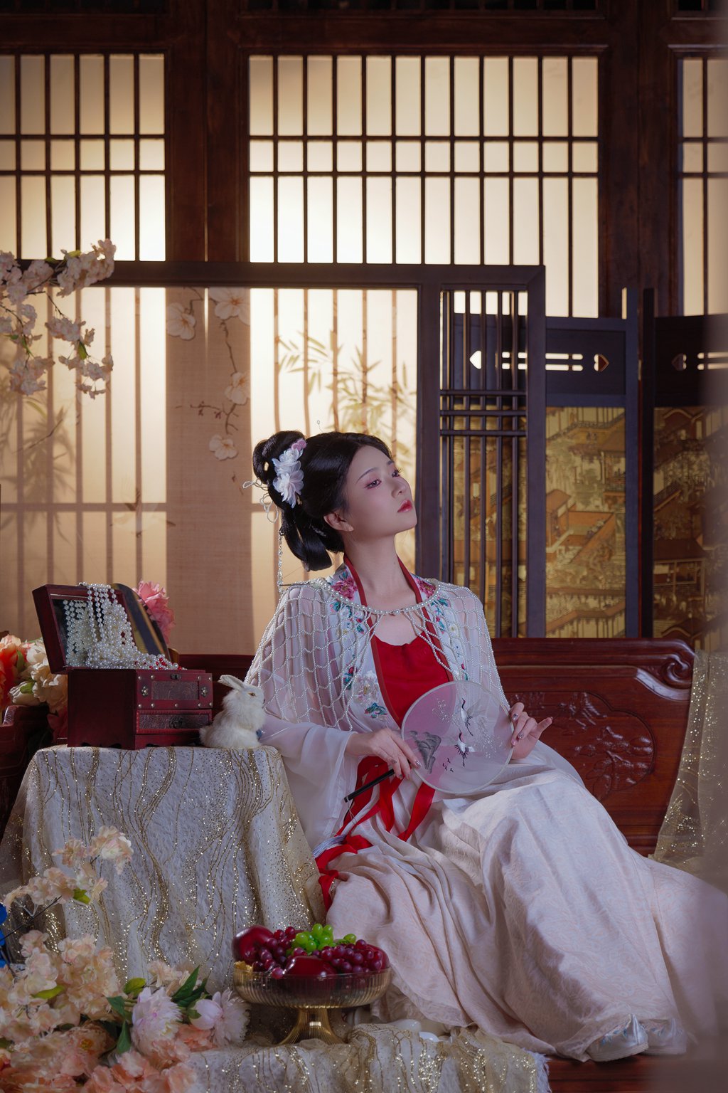 人气美女@年年nnian –广寒宫[80P-694M] 网红写真-第2张