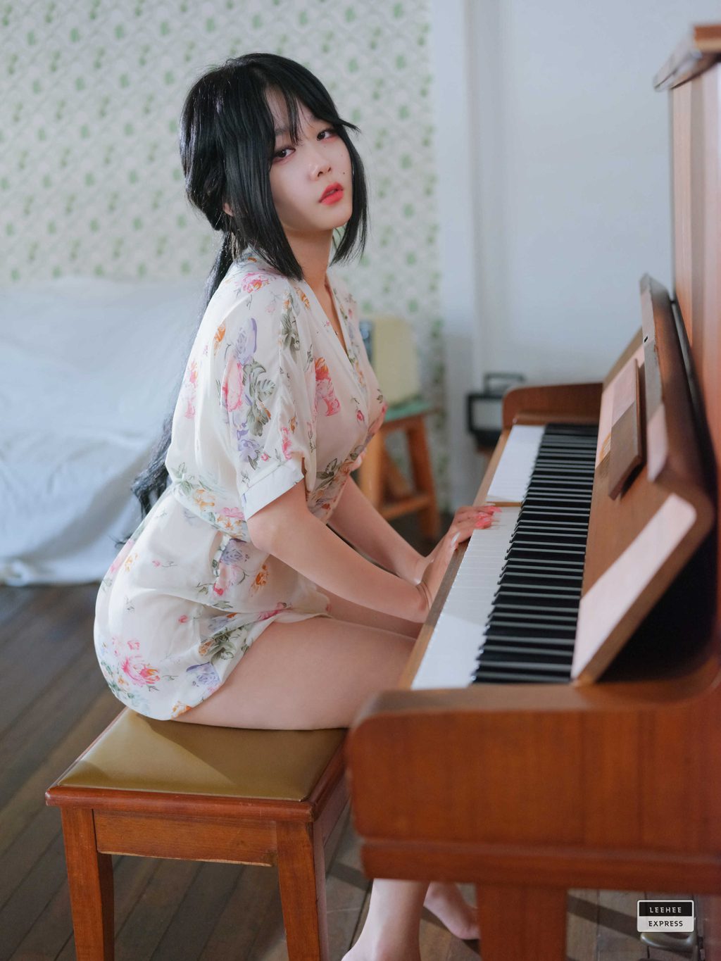 韩模写真@LeeheeExpress – NO.331 LEHF-214B Zia (지아) + [65P／365MB] 其它写真-第1张