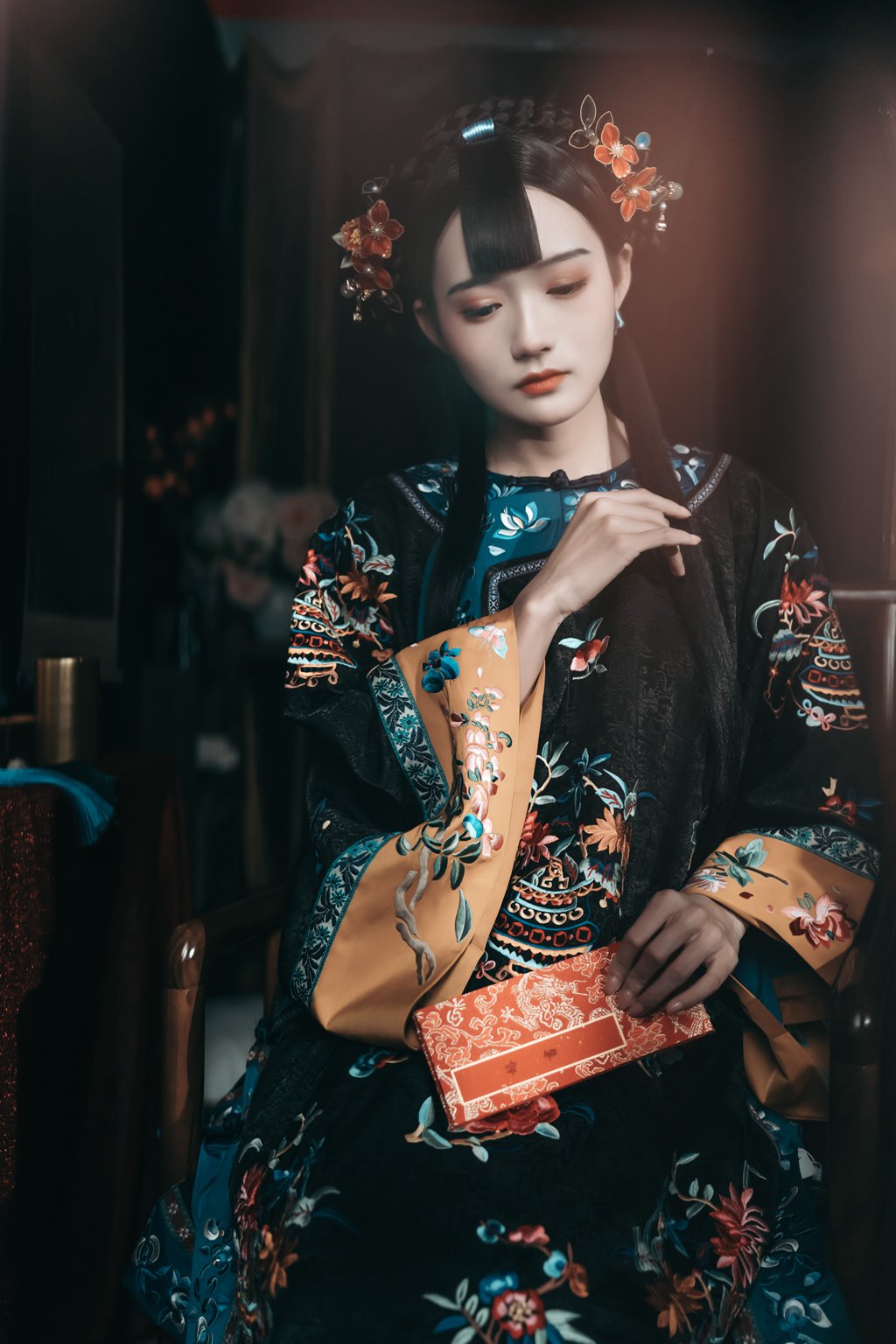 人气Coser@兔子Zzz不吃胡萝卜 经年旧梦-清汉女[41P-236.6M] 网红写真-第2张