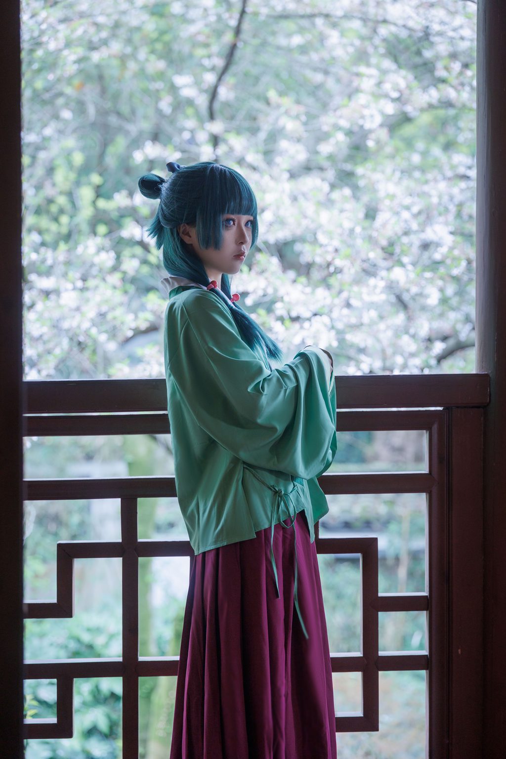 网红Coser@矢量鱼 –药屋少女的呢喃 猫猫 [52P-327MB] 网红写真-第2张