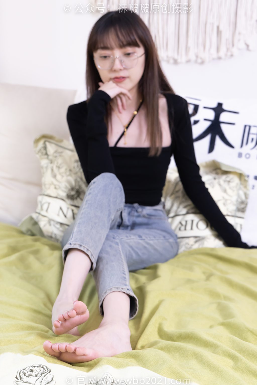 [BoBoSocks袜啵啵] NO.547 稚予-高跟鞋、薄灰丝（脚尖加固款）裸足、裤里丝（花絮版）[145P/1V/5.48G] 年费专享-第1张