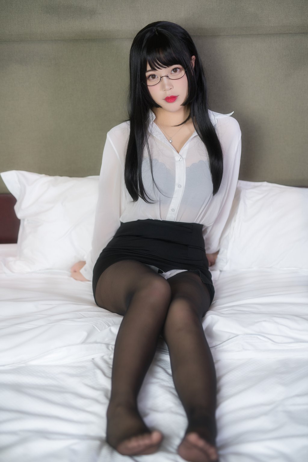 网紅Coser@-白烨-家庭教师 [67P-117MB] 网红写真-第1张