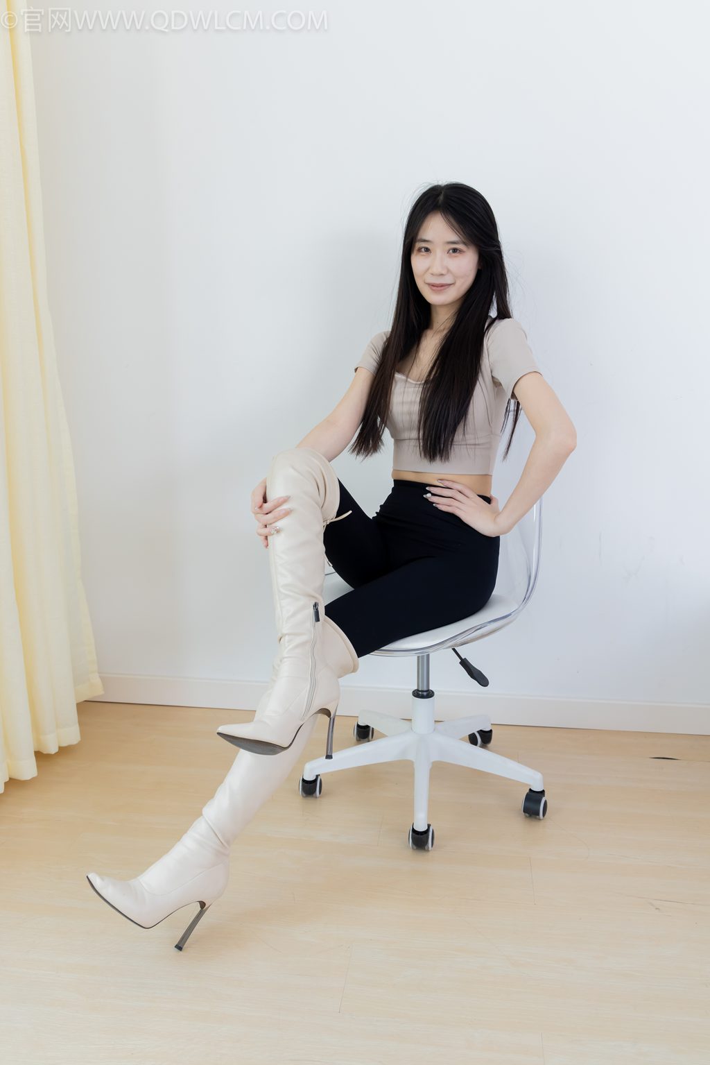 勿恋传媒 NO.2305 菜菜-书页慢慢泛黄 [172P/1V/4.44G] 其它写真-第1张