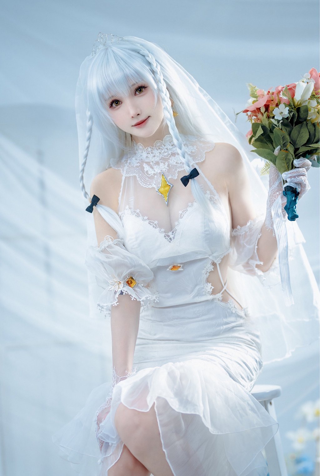 网紅Coser@一千只猫薄禾 –花园 誓约婚纱[16P-56.6M] 网红写真-第2张