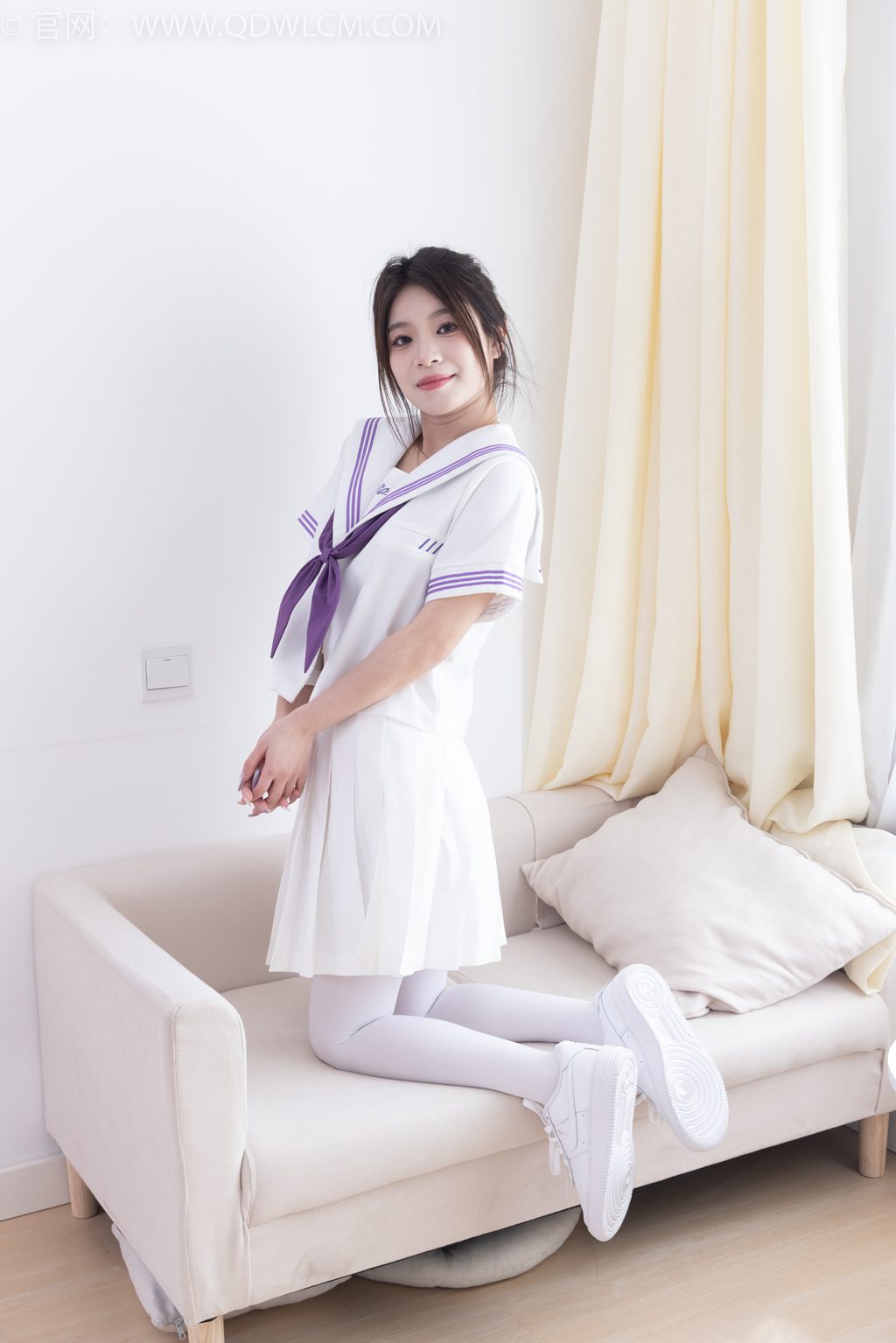 勿恋传媒 NO.2317 闪闪-我的她 [160P/1V/3.72G] 其它写真-第1张