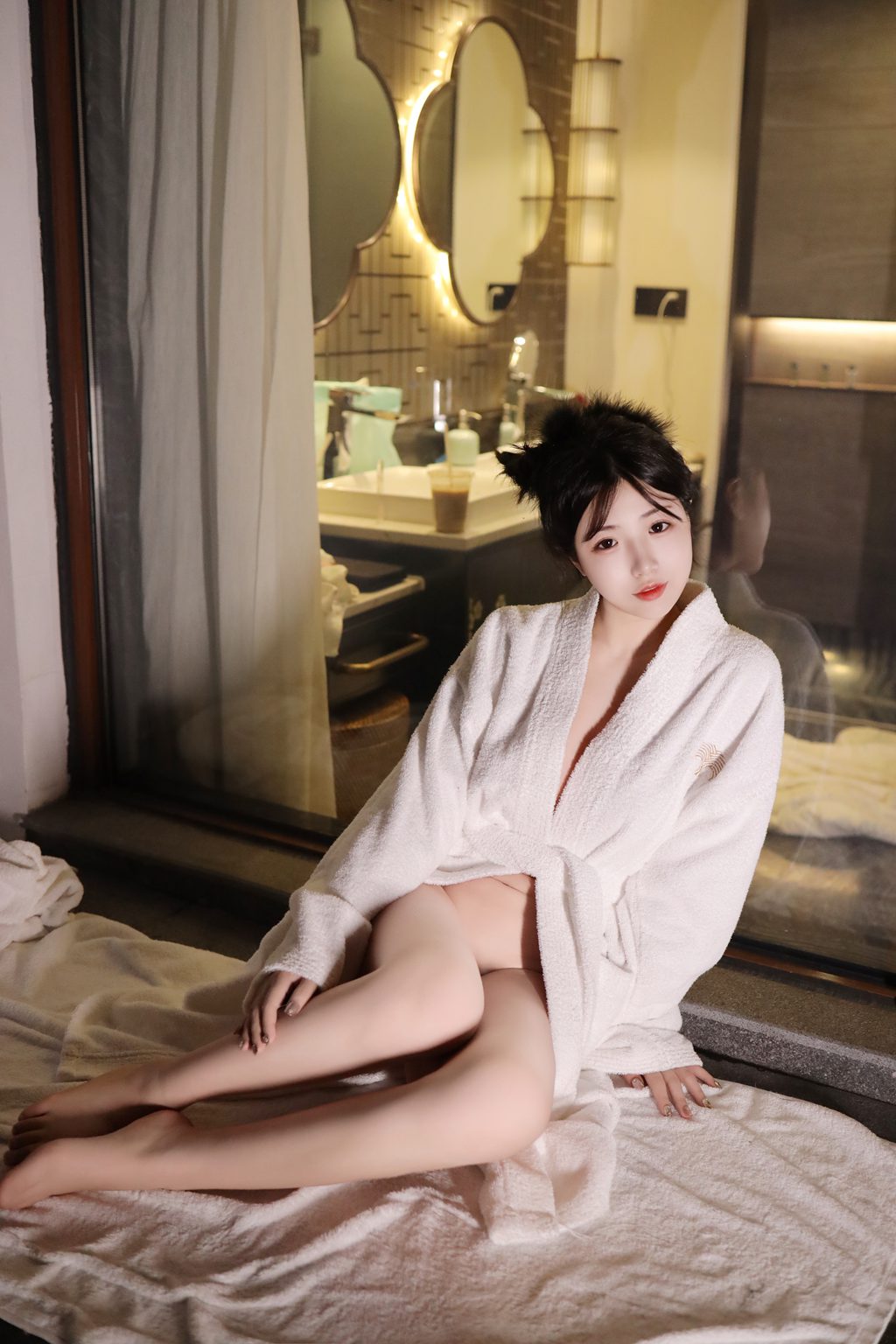 秀人模特@陈小花–精油SPA[71P/797MB] 年费专享-第1张