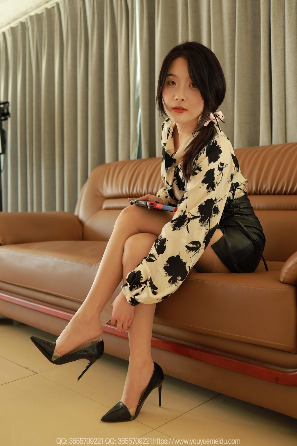 [IESS异思趣向] 2025.03.30 丝享家 2014 婉萍《双脚成行（上）》[90P/85MB] IESS异思趣向-第1张