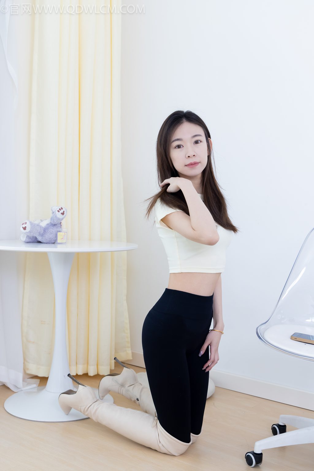 勿恋传媒 NO.2339 婷婷-末班电台 [175P/1V/4.28G] 其它写真-第4张