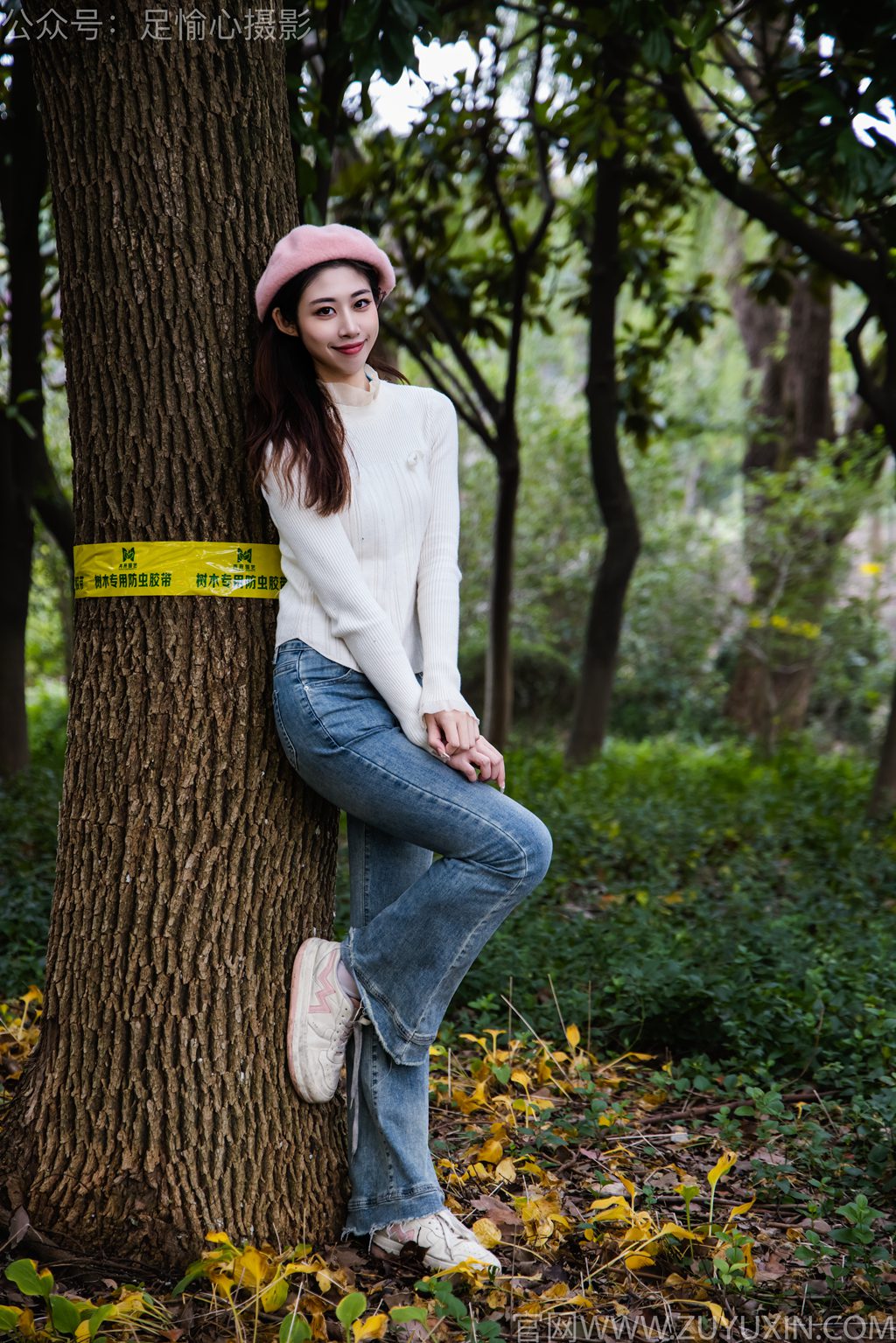 [足愉心摄影] NO.005 敏敏（搭配：T恤、牛仔裤、板鞋、白棉袜、裸足）（基础版）[110P/1V/4.07G] 年费专享-第4张