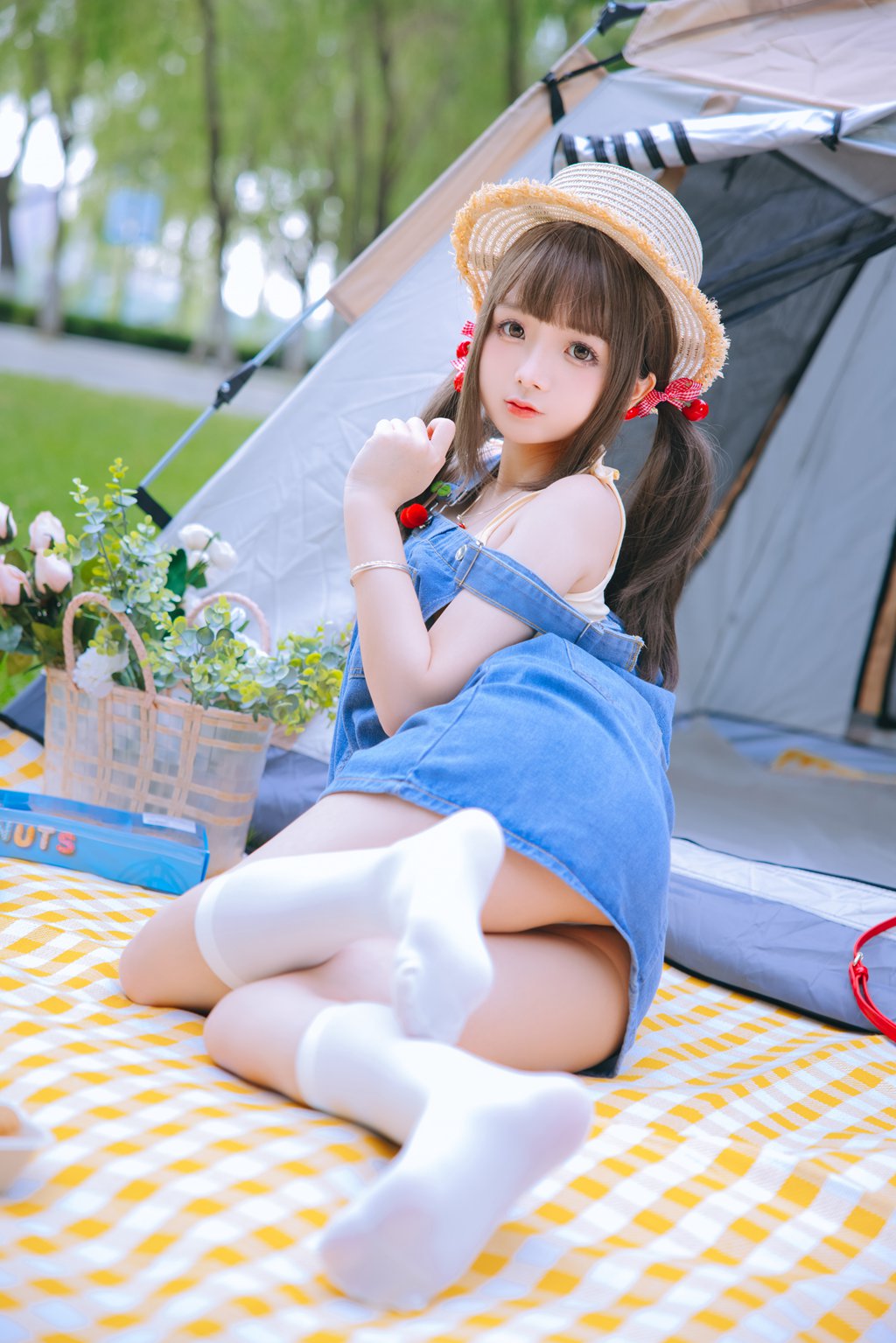 人气动漫博主@日奈娇 野餐日 [200P/2.07G] 网红写真-第4张