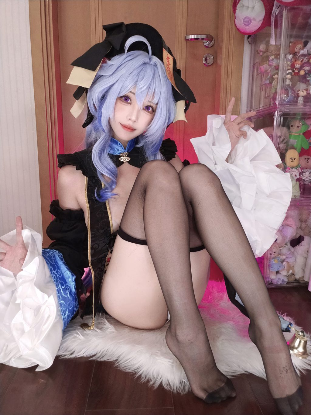 知名动漫博主@蜜汁猫裘 原神 甘雨 国风小僵尸 [47P/2V/2.2G] 网红写真-第4张