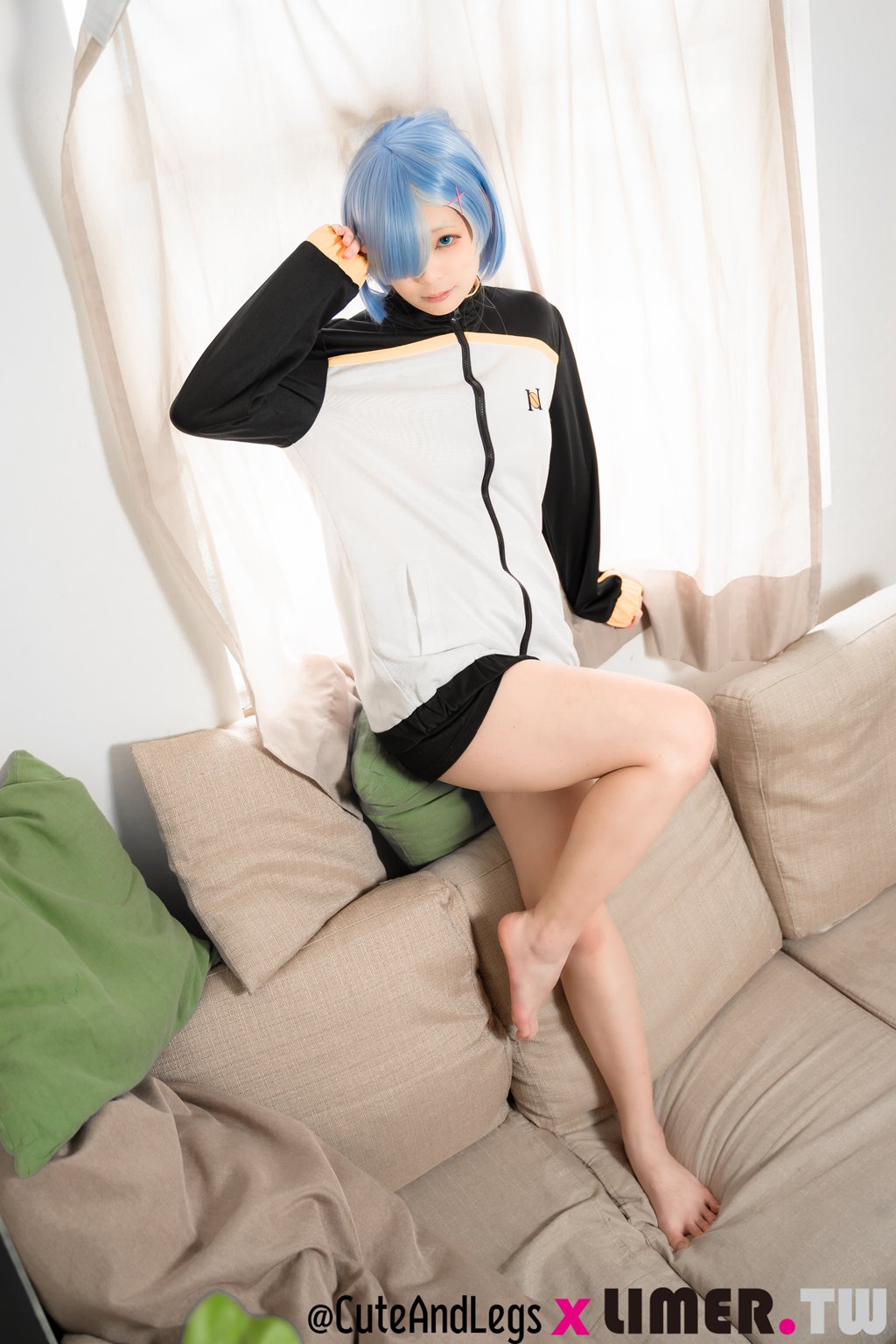 Limerence 之之雷姆穿着你的外套出现啦~里面到底有没有穿 [114P/1V/1.16GB] Limerence-第3张