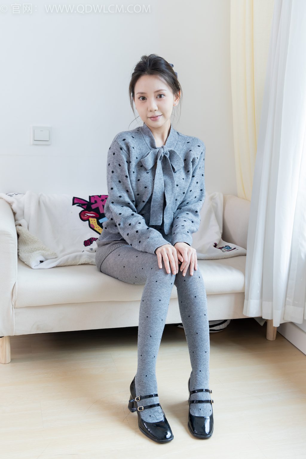 勿恋传媒 NO.2355 小曦-灰色轨迹 [160P/1V/3.79G] 其它写真-第3张