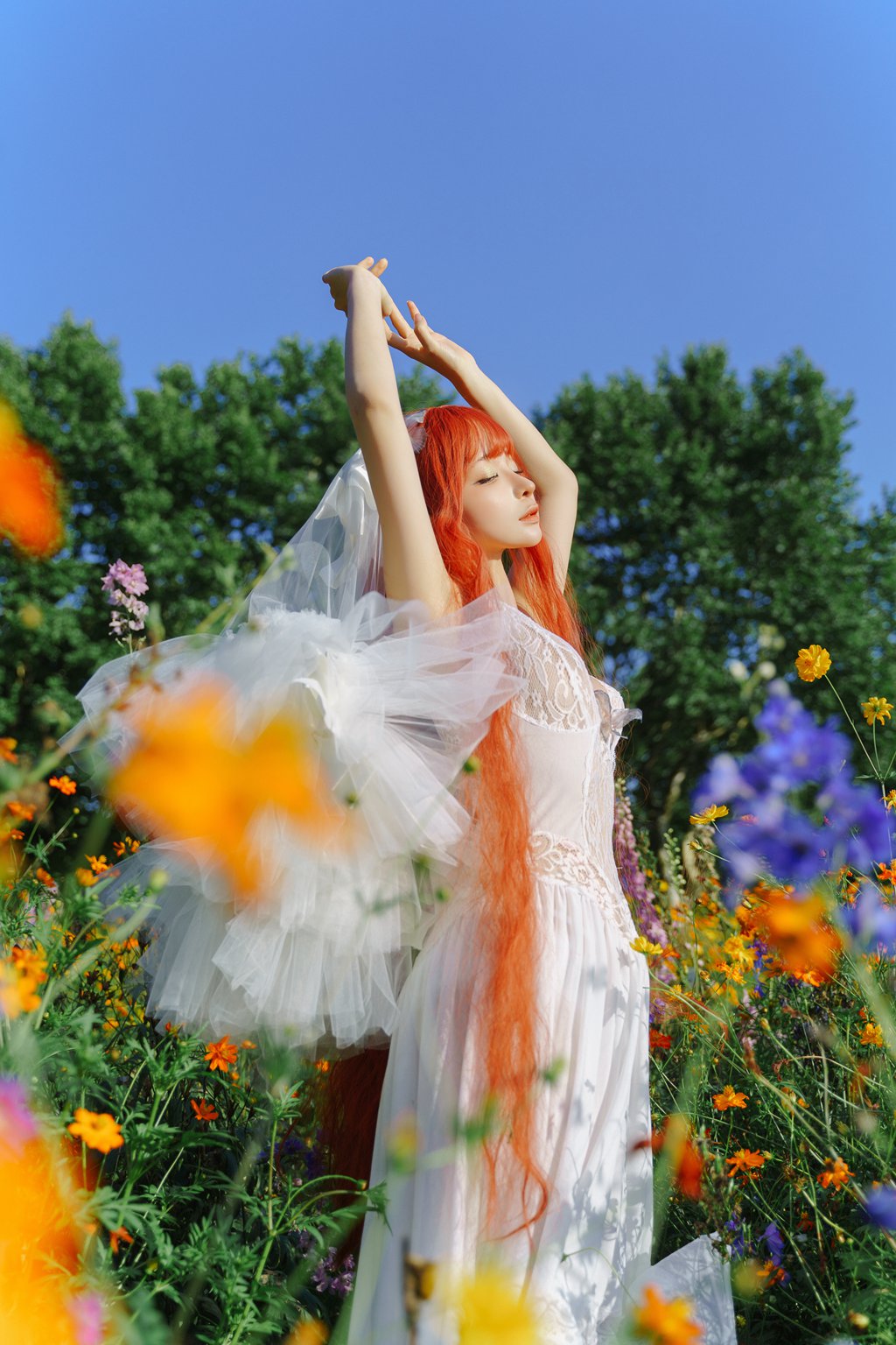 知名动漫博主@蠢沫沫 花丛婚纱 [67P/614MB] 网红写真-第3张