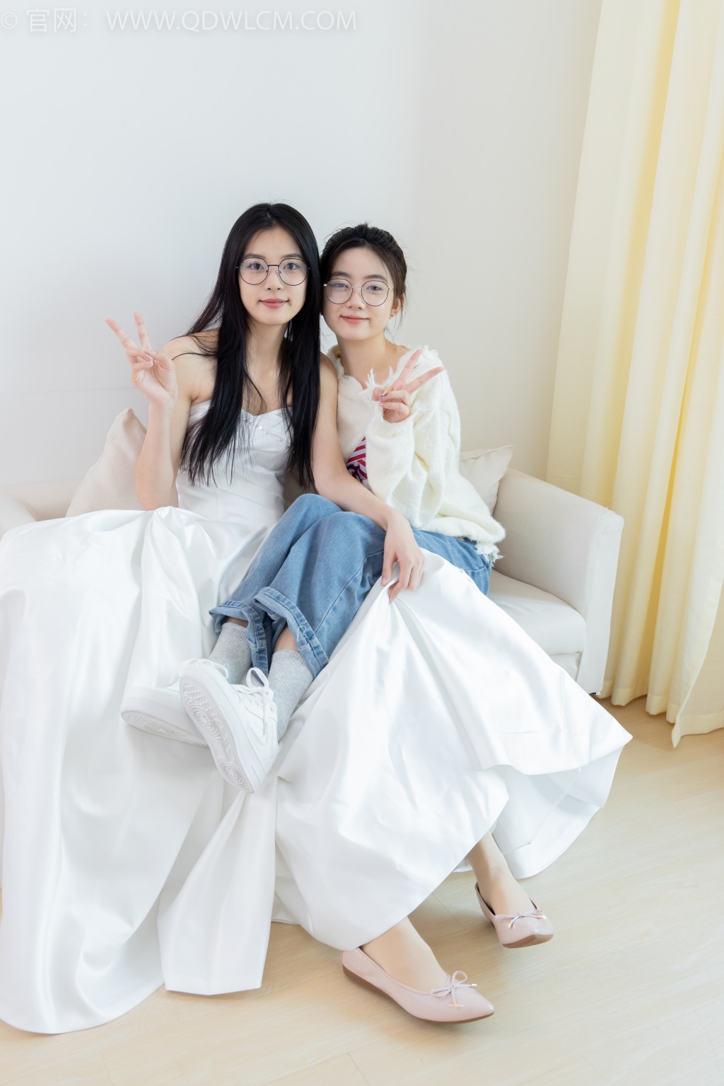 勿恋传媒 NO.2370 茯苓&欢欢-风铃草 [150P/1V/4.88G] 其它写真-第3张