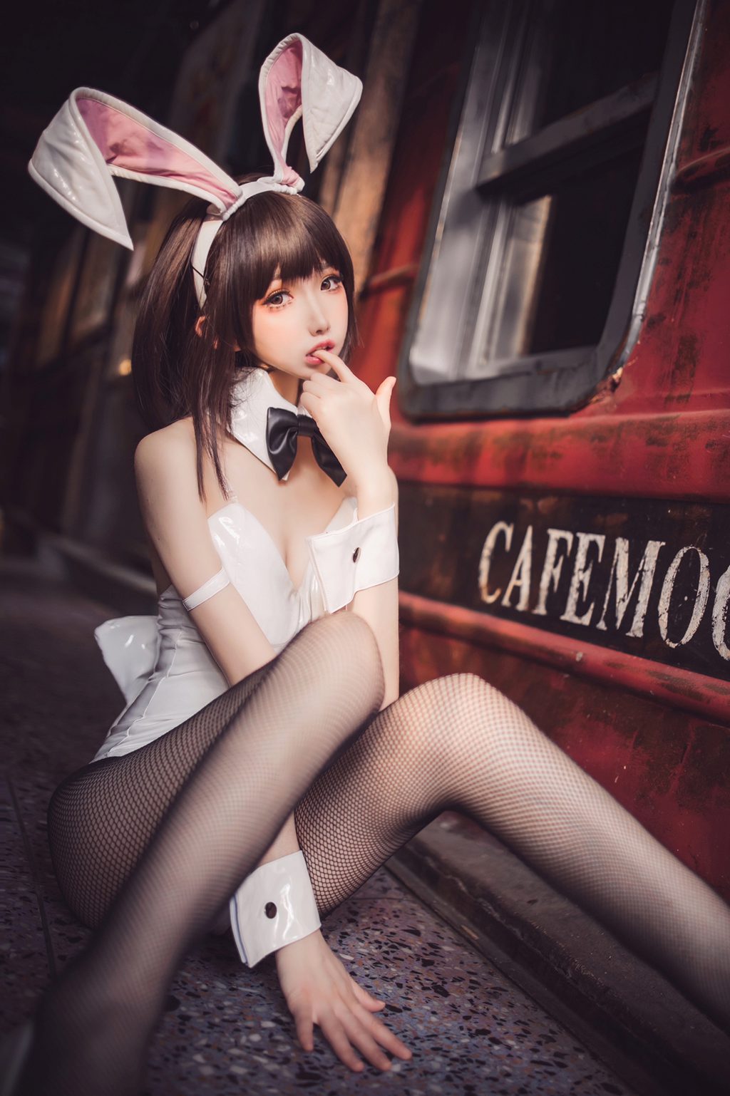 动漫博主@Coser衣衣 加藤惠兔女郎 [52P-110MB] 网红写真-第4张