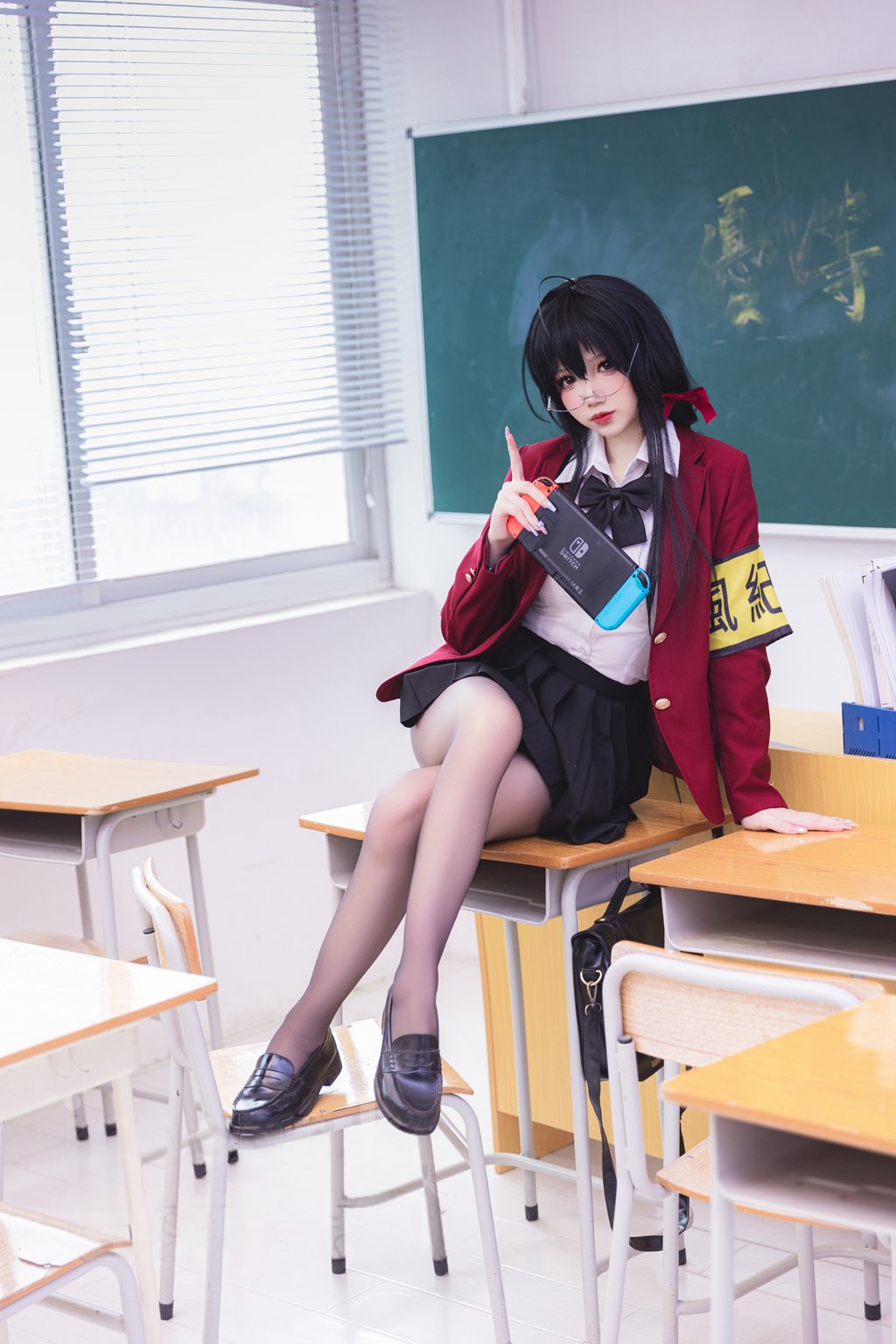 知名动漫博主@雪晴Astra 碧蓝航线 大凤 风纪委员 [80P/686MB] 网红写真-第2张