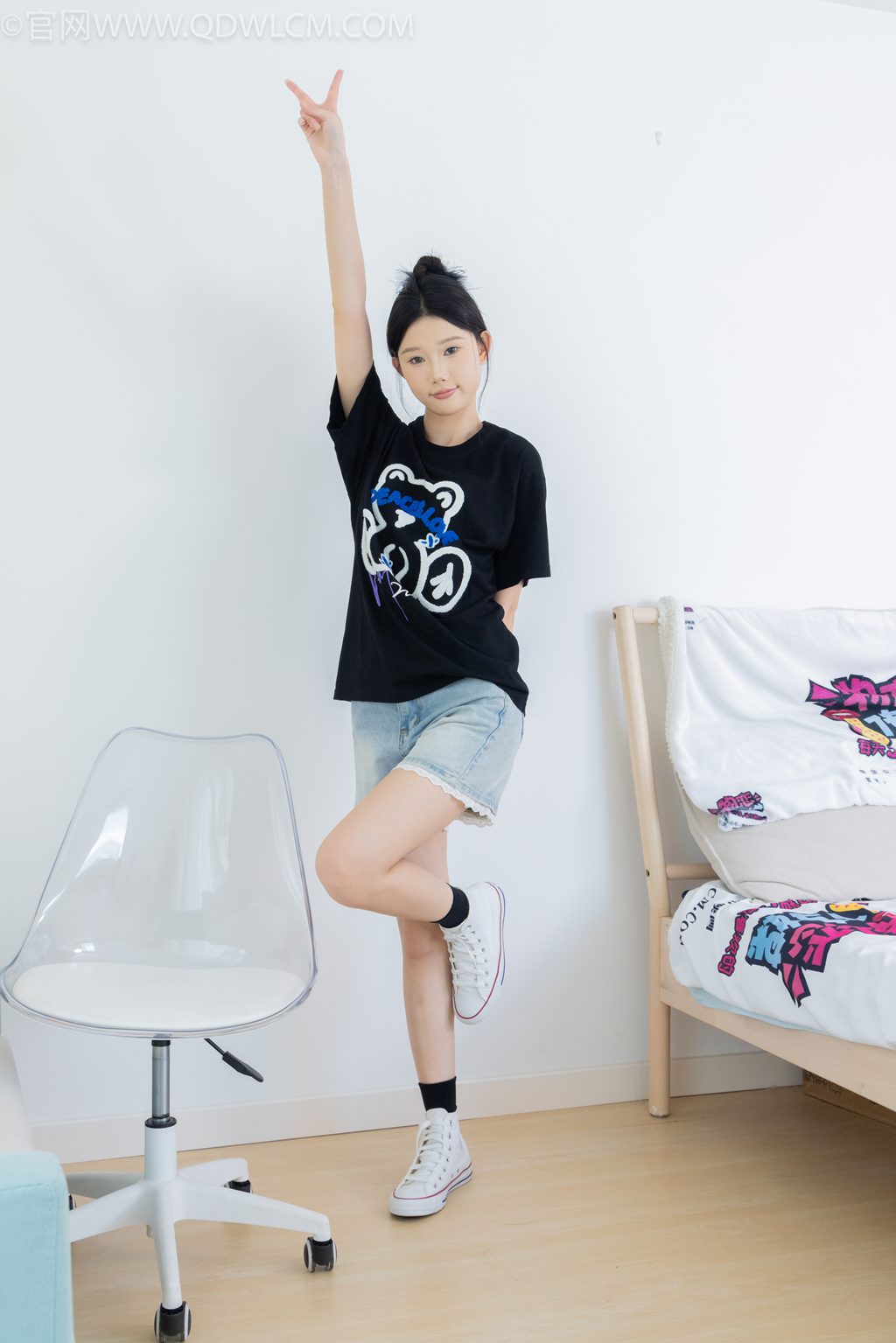 勿恋传媒 NO.2324 小竹-黑白记忆 [166P/1V/4.78G] 其它写真-第2张