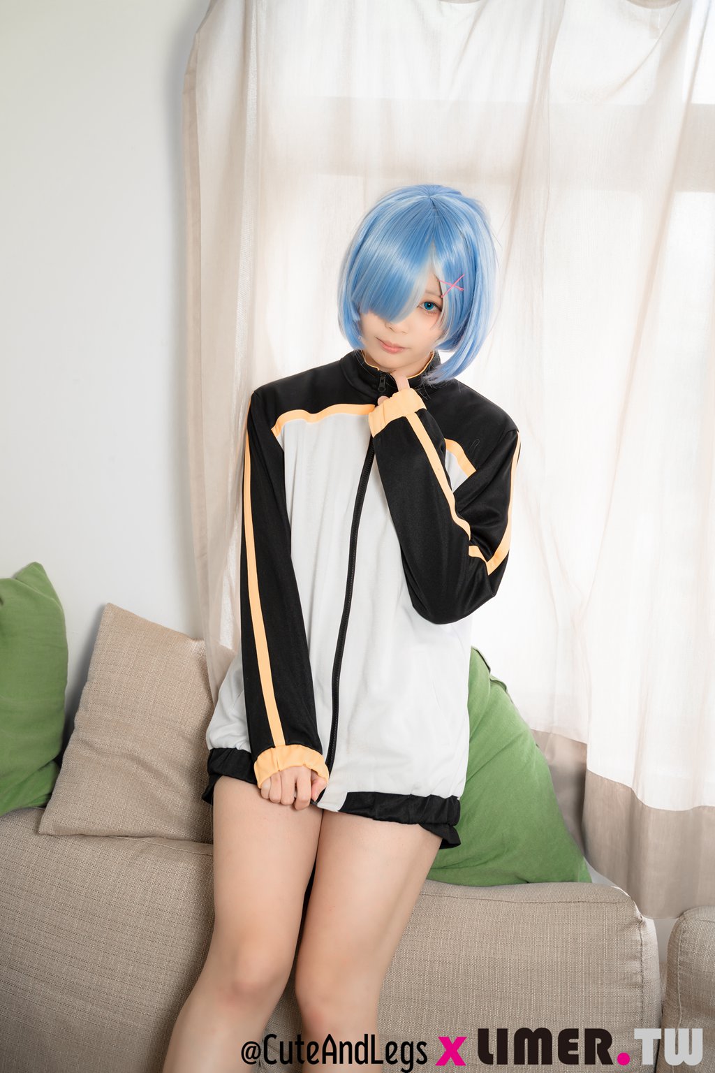 Limerence 之之雷姆穿着你的外套出现啦~里面到底有没有穿 [114P/1V/1.16GB] Limerence-第2张