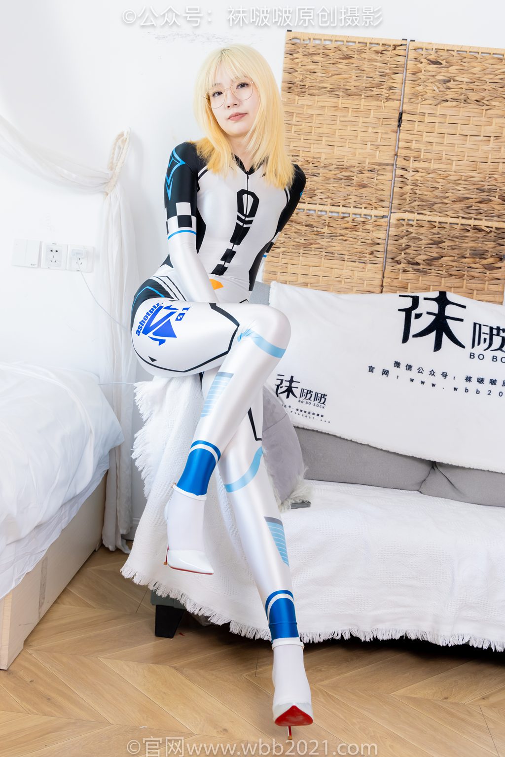 [BoBoSocks袜啵啵] NO.568 小甜豆-连体服、高跟鞋、厚白丝 [148P/1V/5.96G] 年费专享-第2张