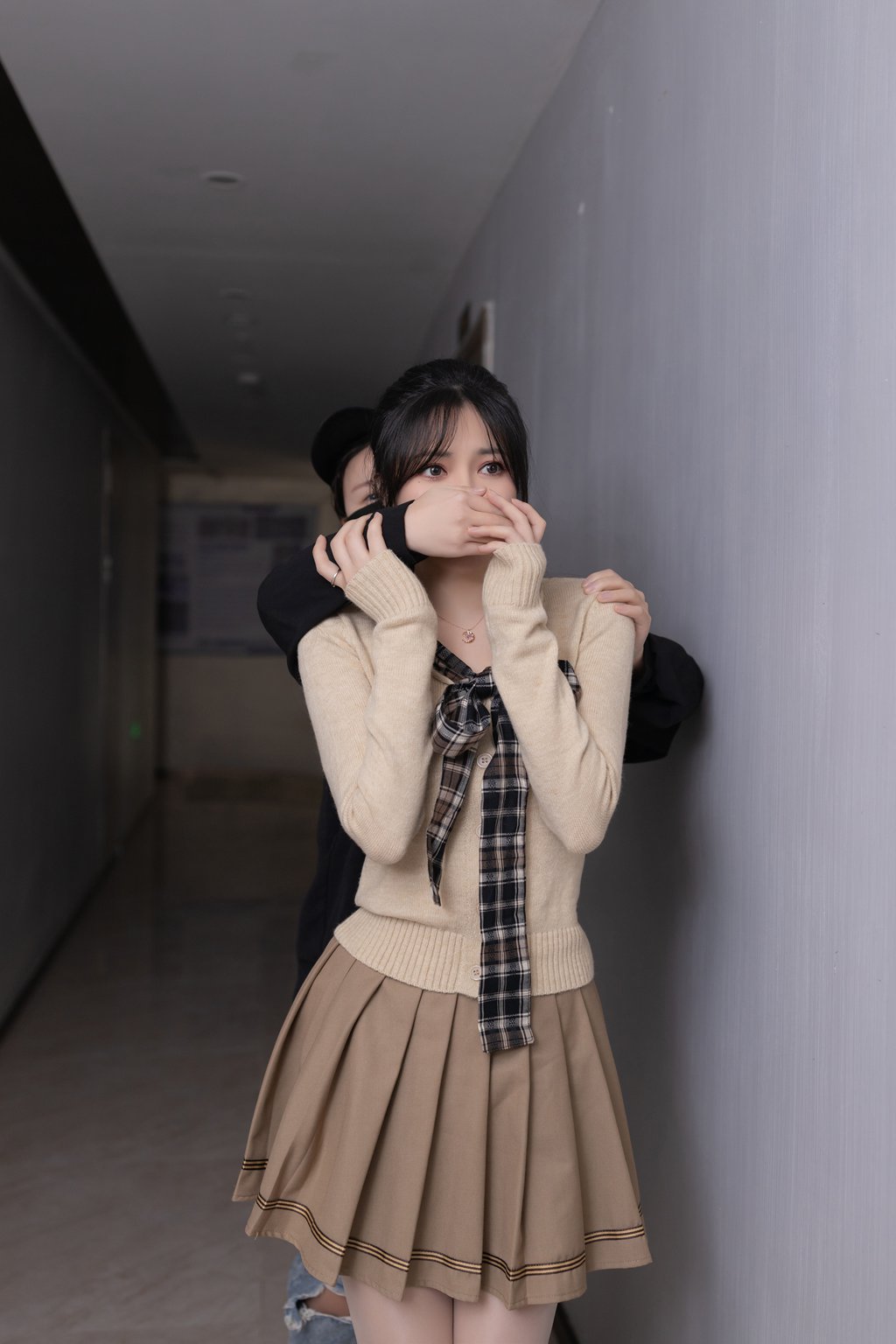 秀人内购@鱼子酱Fish – 内购系列 – 跟踪狂[120P/1.31GB] 其它写真-第1张